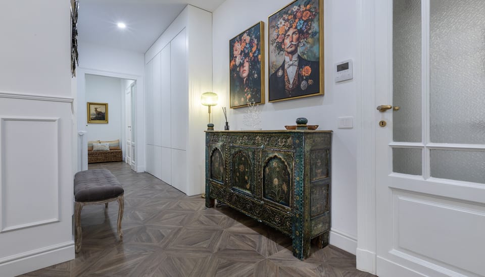 Apartment (2 Bedrooms) | Living area | 32-inch Smart TV with cable channels