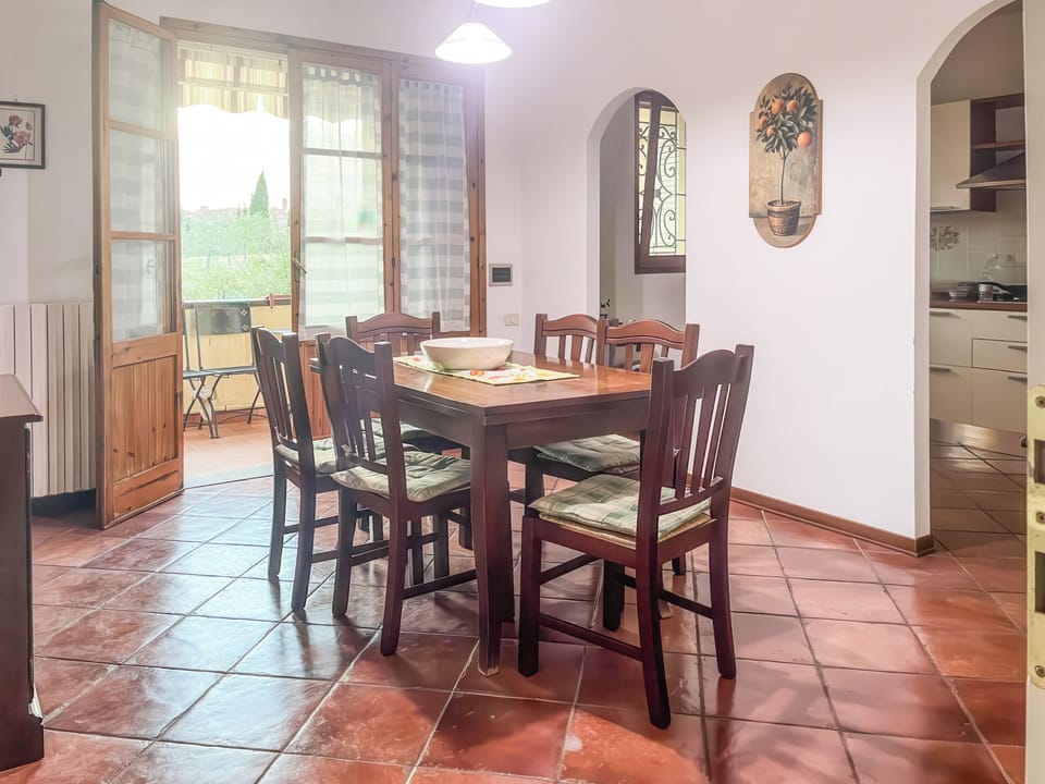 House, Balcony | Dining