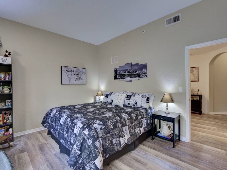 2BR Condo Near Disney Resort Pool & Sauna Villa in Osceola County