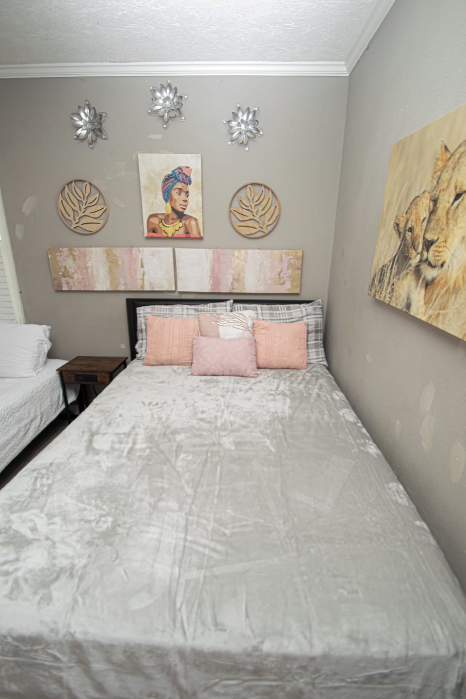 House Sleeps 8 With Air Conditioning House in Little Rock