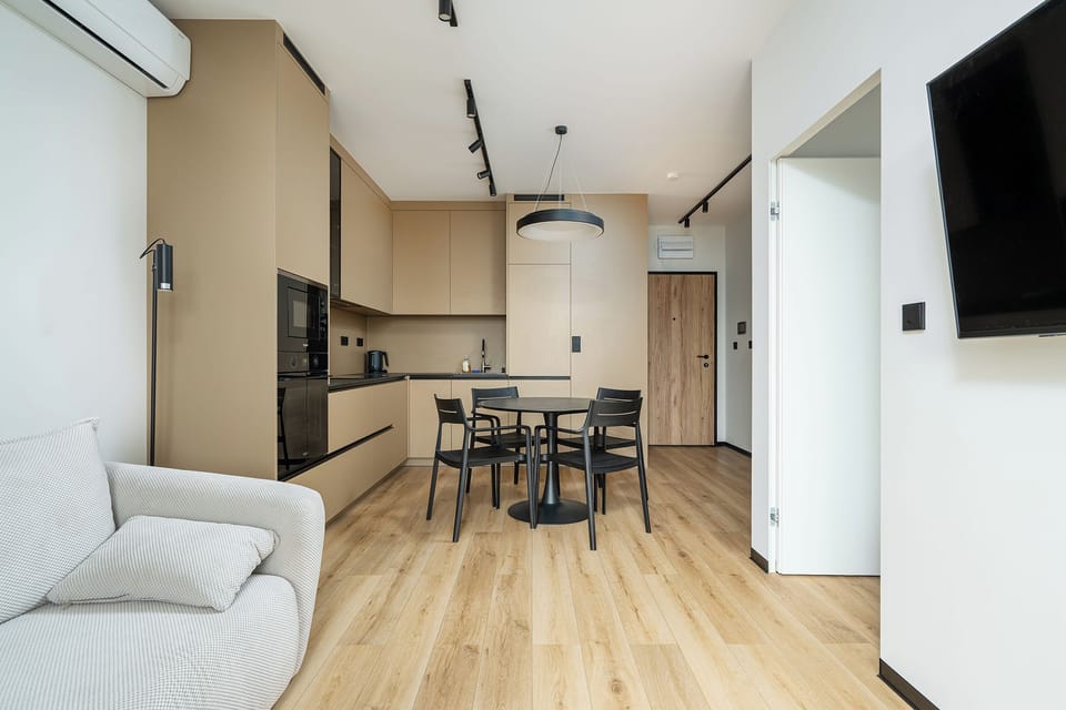 Apartment, Balcony | Living area