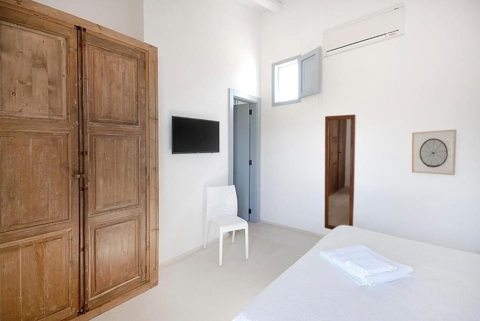 Standard Double Room, Garden View | In-room safe, soundproofing, WiFi (free)
