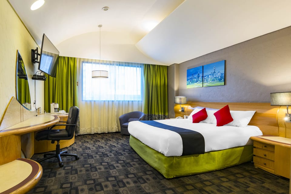 Economy Room | In-room safe, desk, iron/ironing board, free WiFi