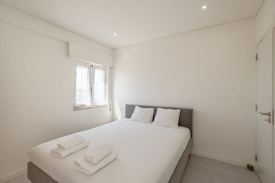 Caparica Sunny Apartment by Homing Apartment in Setubal District