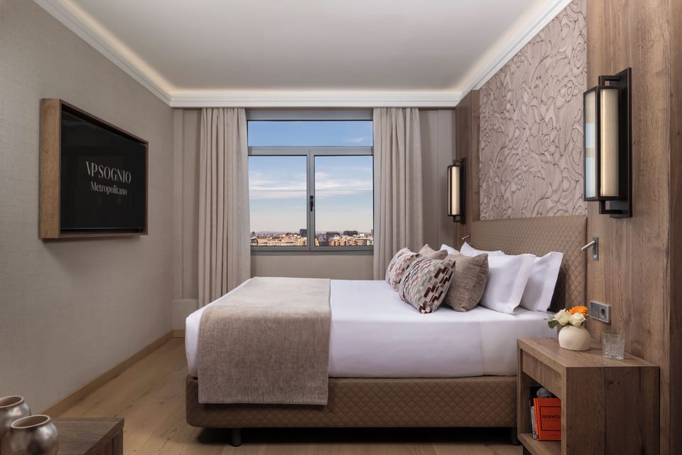 Free minibar items, in-room safe, desk, soundproofing