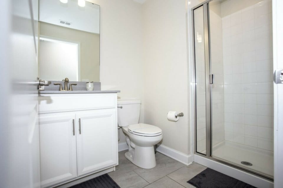 5BR Storey Lake Pool, Mickey & Minions Rooms Villa in Kissimmee