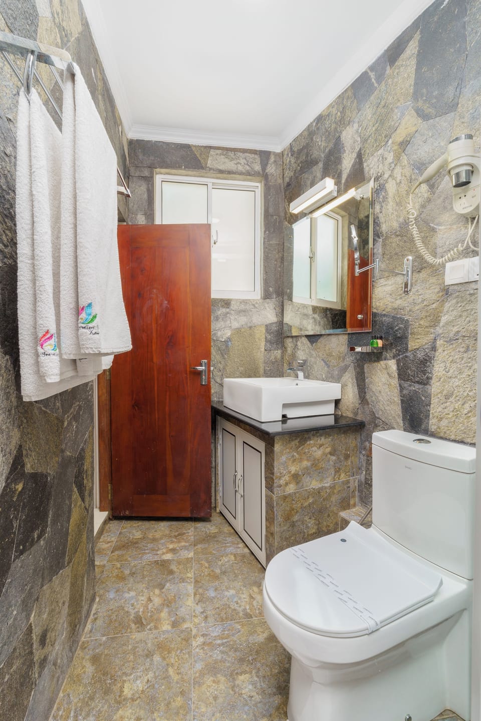 Hotel TravllersNest Kandy Hotel in Kandy