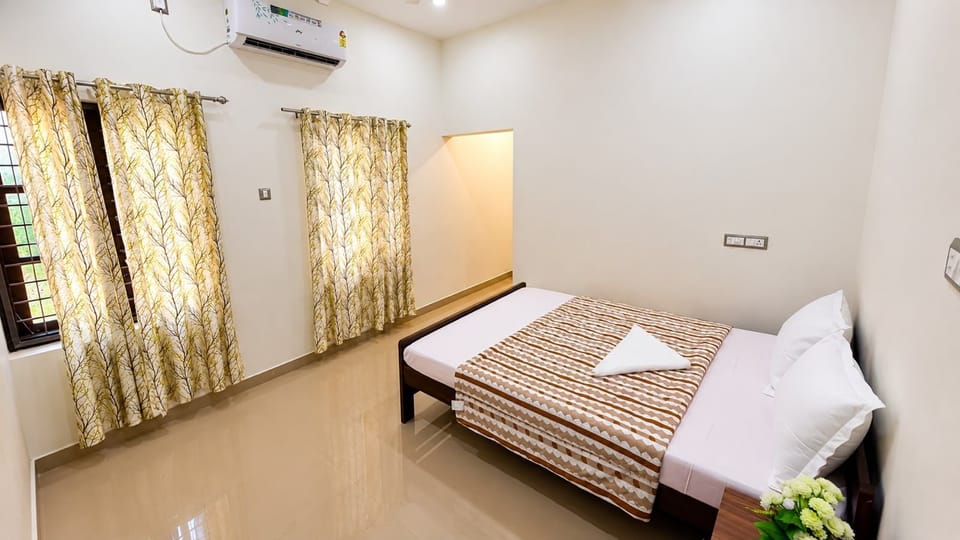 Hana Luxury Homestay Hotel in Varkala