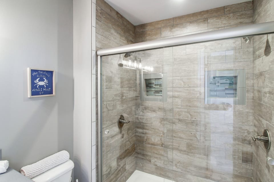 Unwind Poolside, Walk to Beach! Pensacola Getaway Apartment in Pensacola Beach
