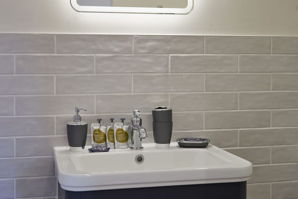 Host Stay - Temperance Mews House in Saltburn