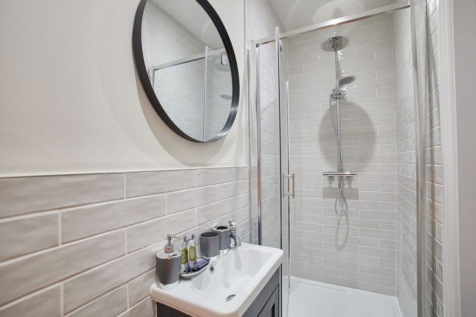 Host Stay - Temperance Mews House in Saltburn