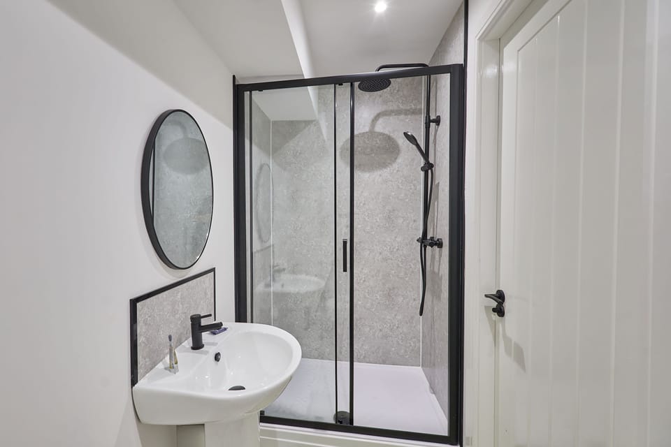 Host Stay - The Signature Suite Apartment in Middlesbrough