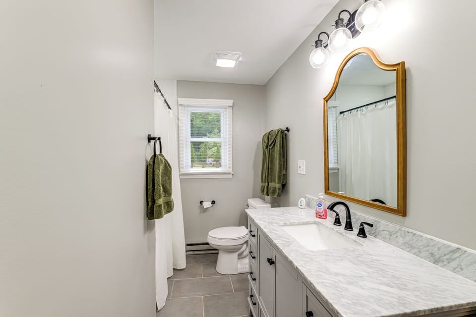 Fall Creek in Covington: 2-unit Retreat Cottage in Shenandoah Valley