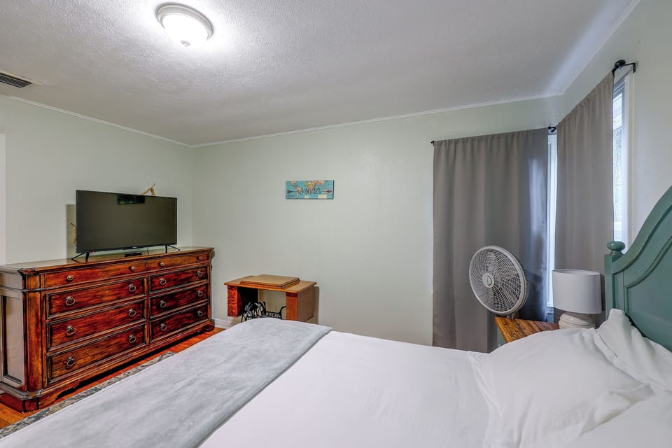 Walkable Hot Springs Home! Near Nat'l Park & Dtwn Cottage in Hot Springs