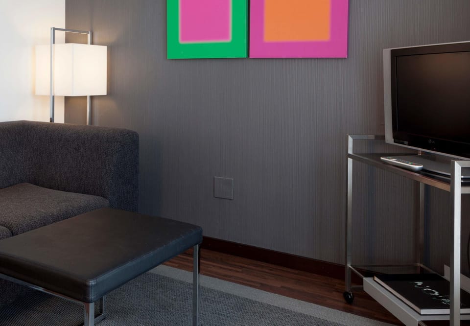 Minibar, in-room safe, desk, blackout drapes