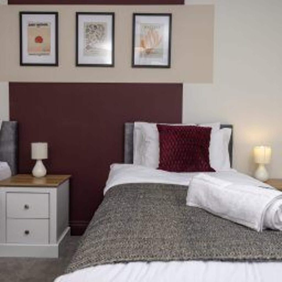Central Bishop Auckland - Stay 5 - Transport Links House in England