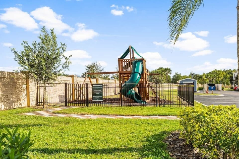4BR Resort Home 10min From Disney Villa in Osceola County