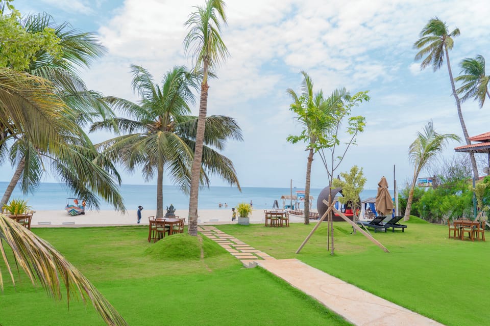 Aathi Beach Resort Uppuveli Hotel in Sri Lanka