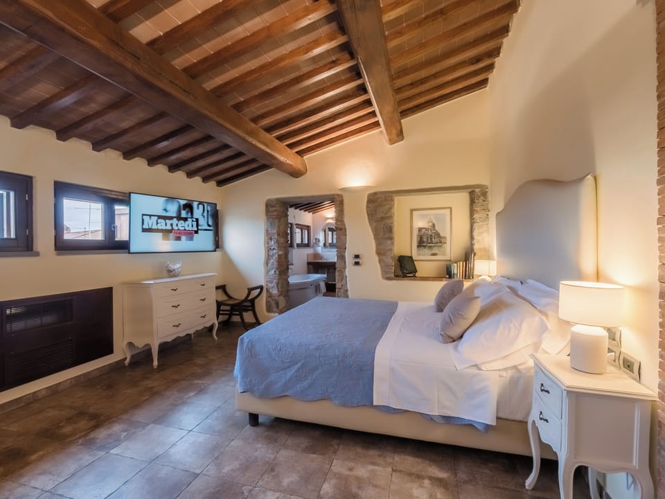 Minibar, in-room safe, desk, blackout drapes