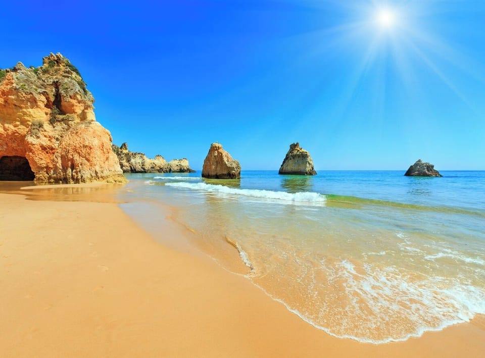 Sunny 3BR Villa Prainha Clubhouse House in Alvor