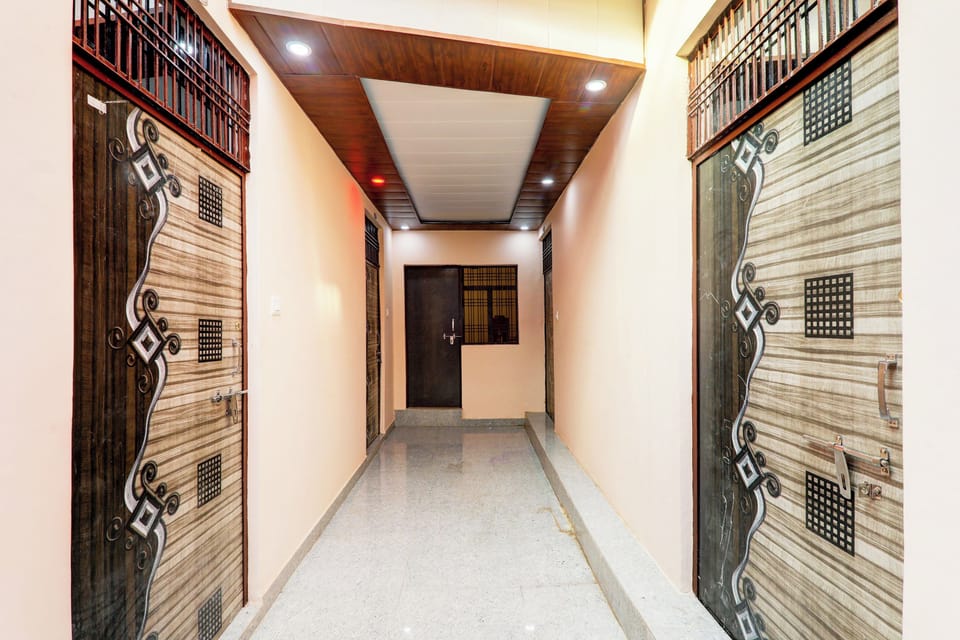 Hotel O Shivay Inn Hotel in Lucknow