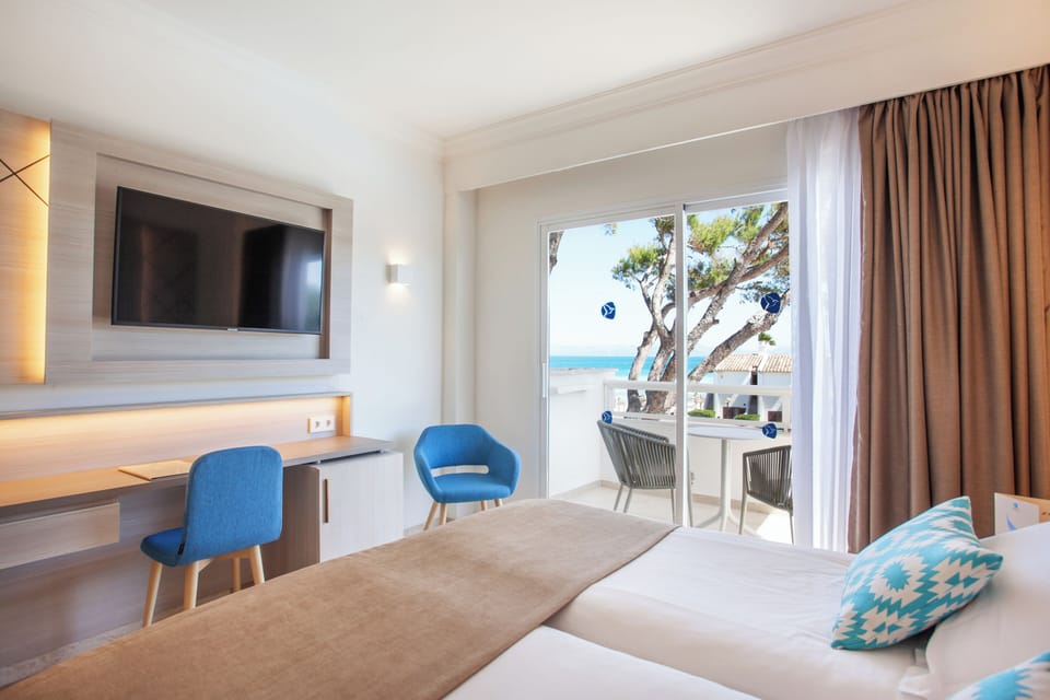 Minibar, desk, free cribs/infant beds, free WiFi