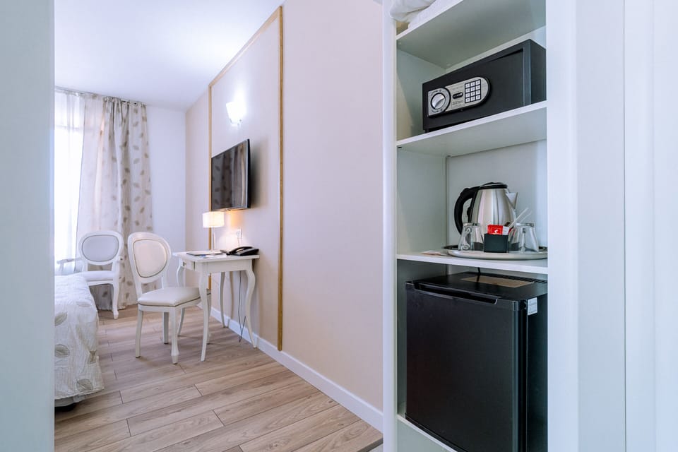 Standard Double Room | Room amenity