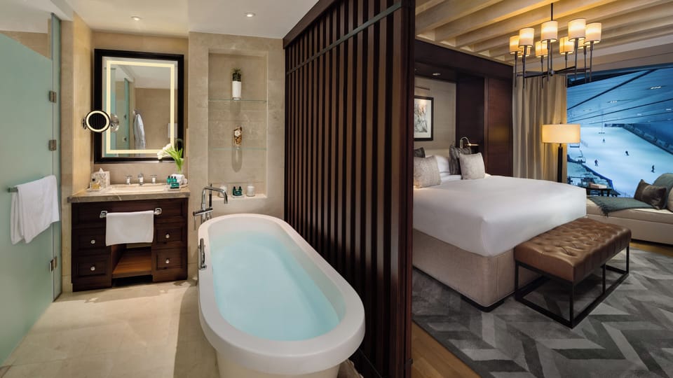 Duplex Aspen Ski Chalet - Access to Snow Park in Ski Dubai for 2, Private Butler, Lounge Access | Premium bedding, minibar, in-room safe, desk