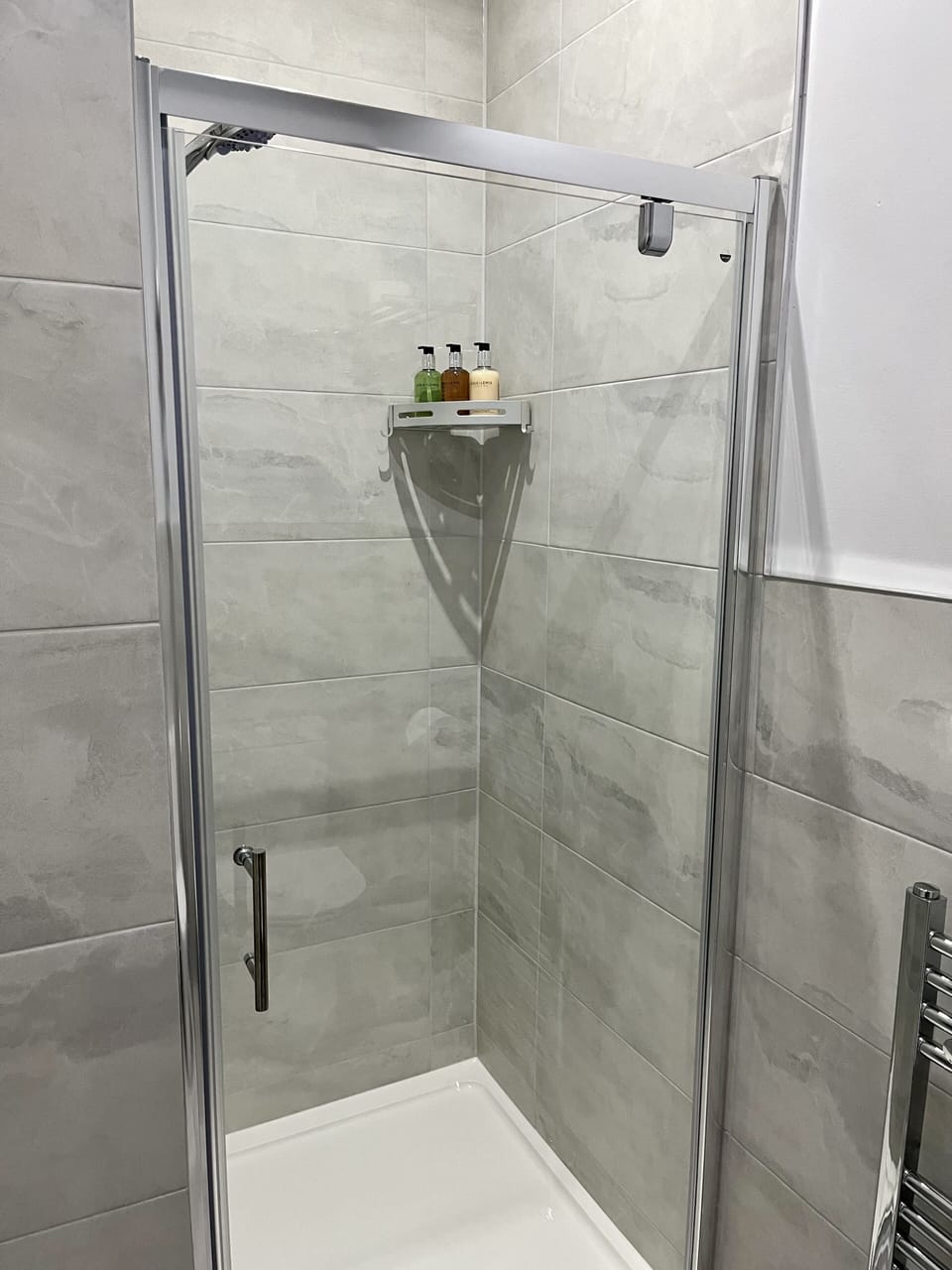 Luxury Double Room, 1 King Bed, Room 5 | Bathroom | Shower, free toiletries, hair dryer, towels