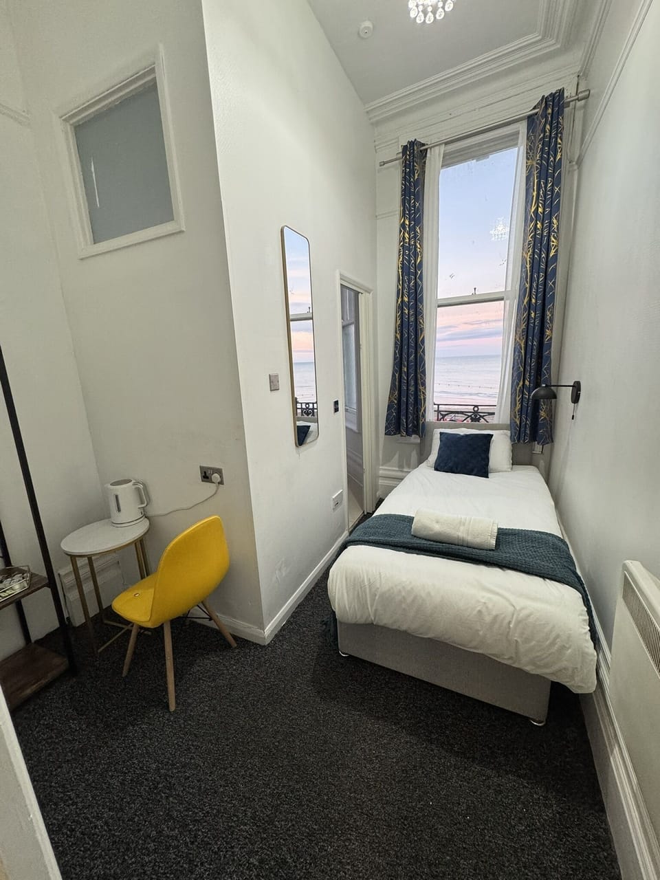 Standard Single Room, Ensuite, Sea View | Free WiFi, bed sheets