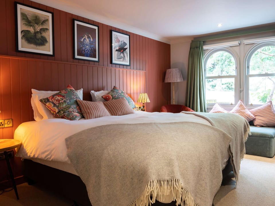 Superior Double Room | Desk, free WiFi, bed sheets