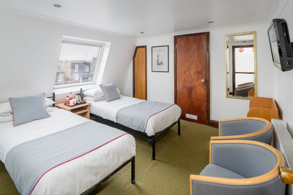 Standard Twin Room | In-room safe, free WiFi
