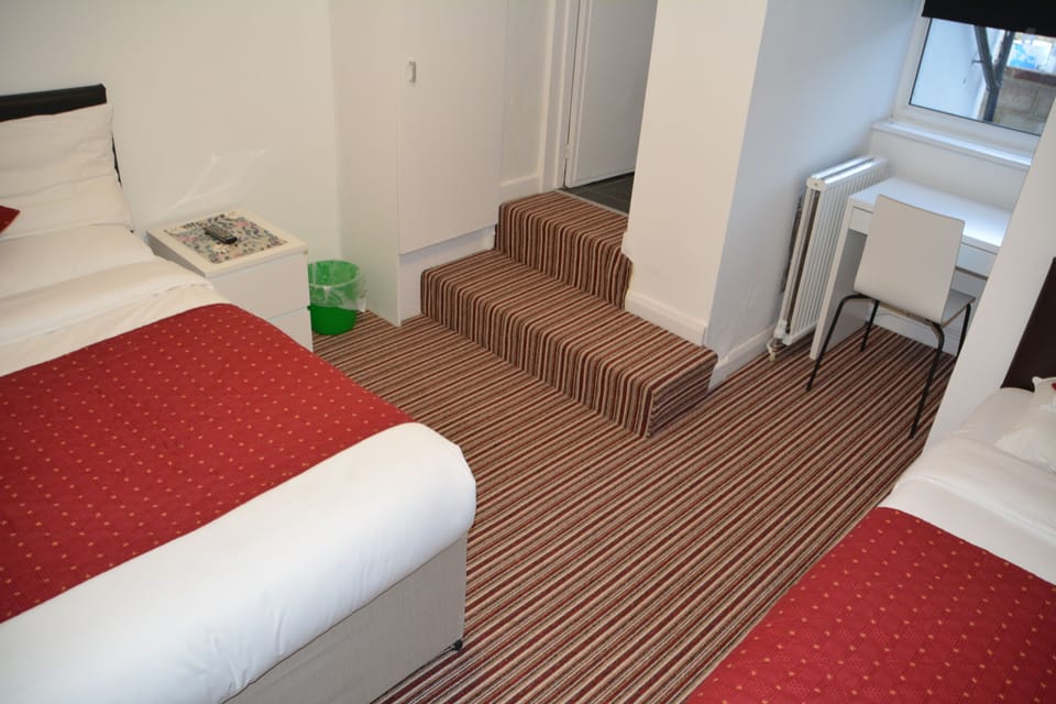 Ensuite Family Room Lower Ground Floor | View from room