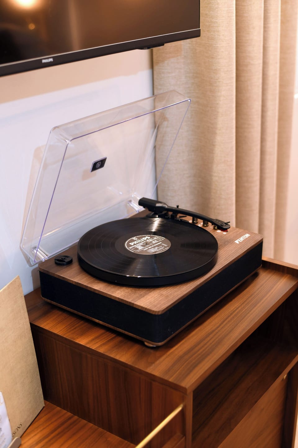 Deluxe Double Room | Premium bedding, pillowtop beds, in-room safe, blackout drapes