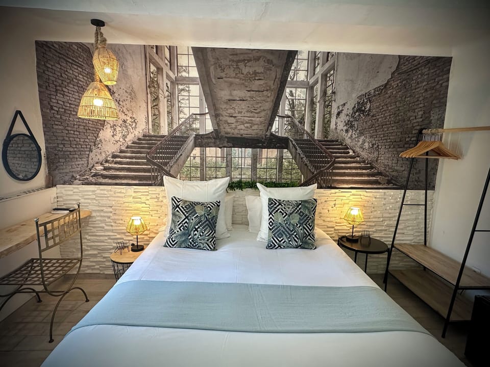Comfort double room | Premium bedding, individually decorated, individually furnished, desk