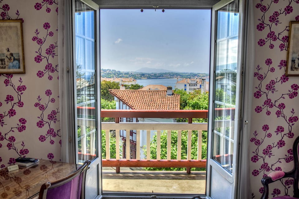 Double Room, Sea View | Premium bedding, blackout drapes, soundproofing, WiFi (free)