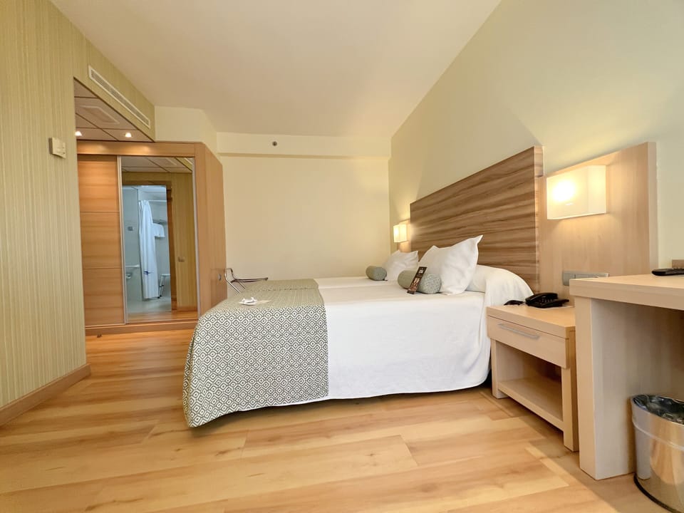 Twin Room, Mobility Accessible, Terrace | Minibar, desk, blackout drapes, soundproofing