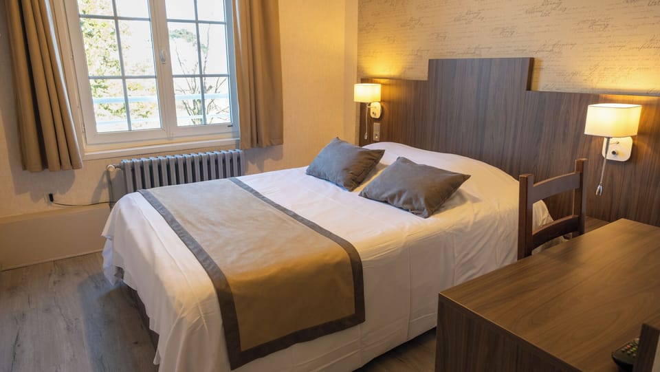 Single Room | Desk, free WiFi, bed sheets