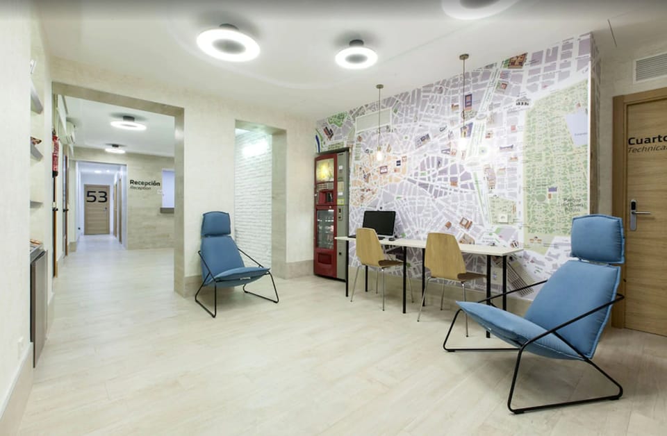 Hostal Castilla II - Puerta del Sol Hostel in Centro