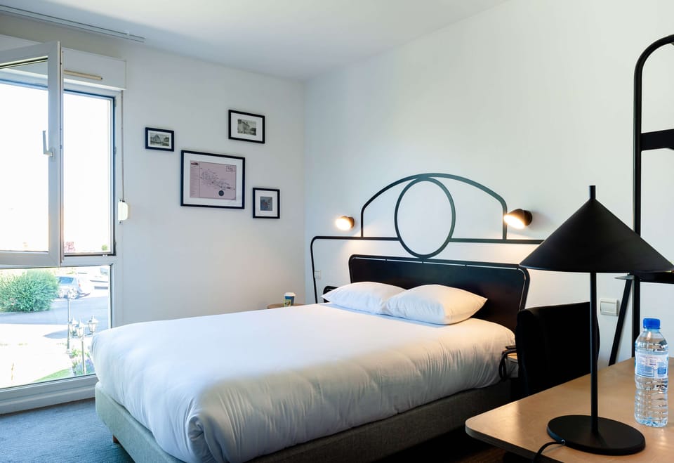 Standard Room, Multiple Beds | In-room safe, desk, blackout drapes, soundproofing