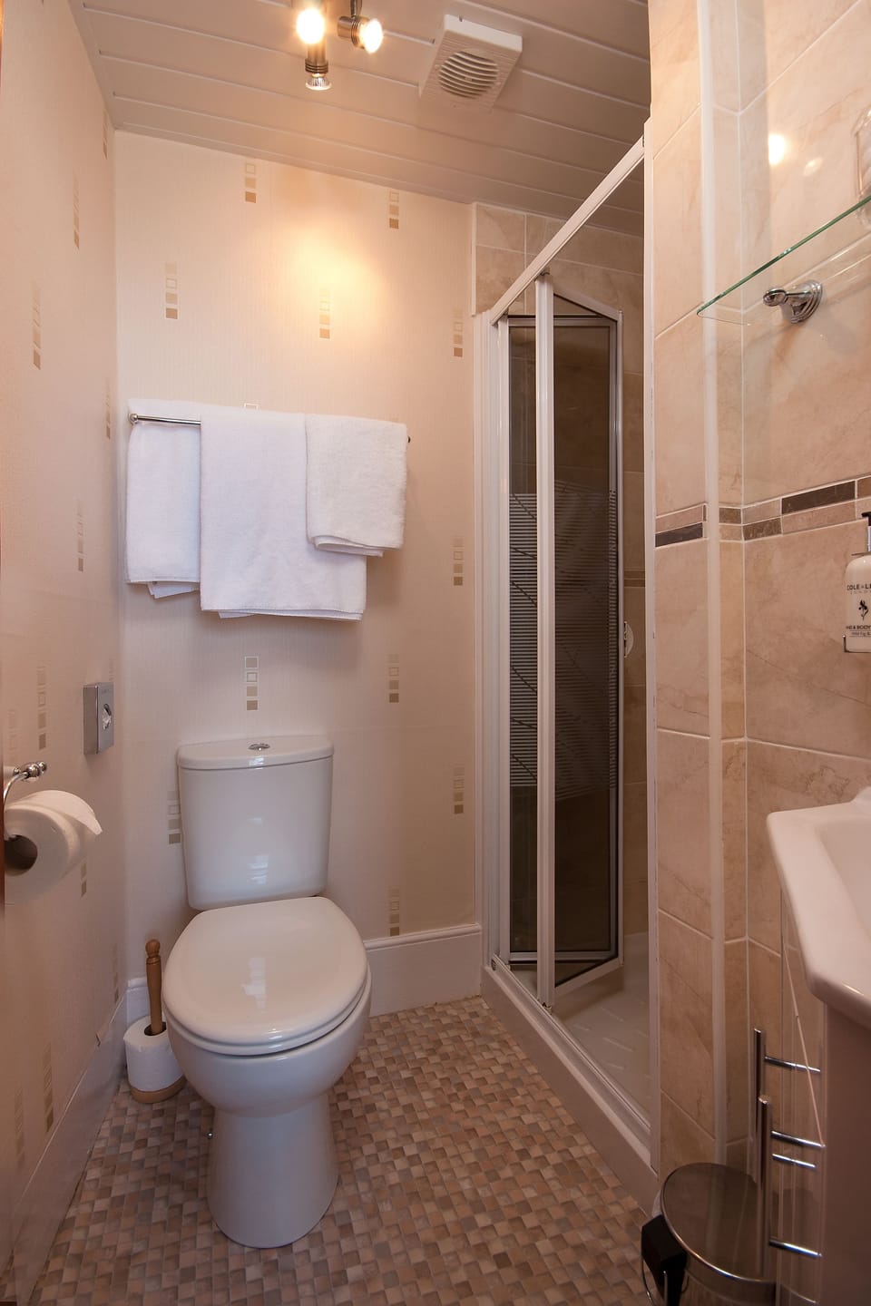 Deluxe Double Room, Ensuite, Sea View | Bathroom | Free toiletries, hair dryer, towels