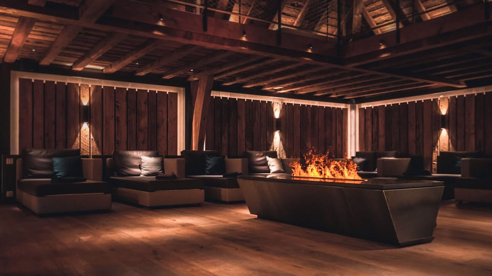Couples treatment rooms, sauna, hot tub, steam room, Turkish bath