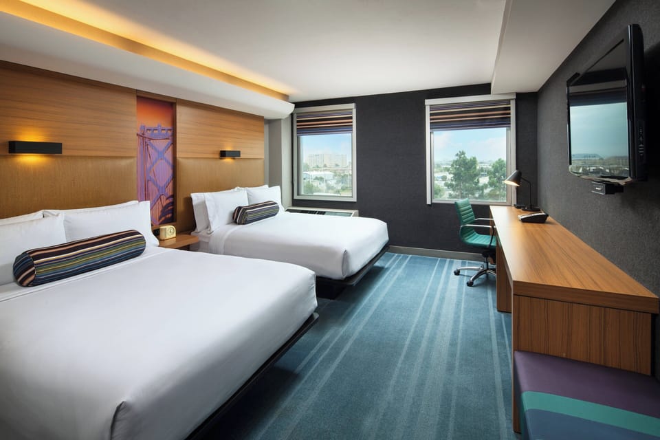 Premium bedding, in-room safe, desk, laptop workspace