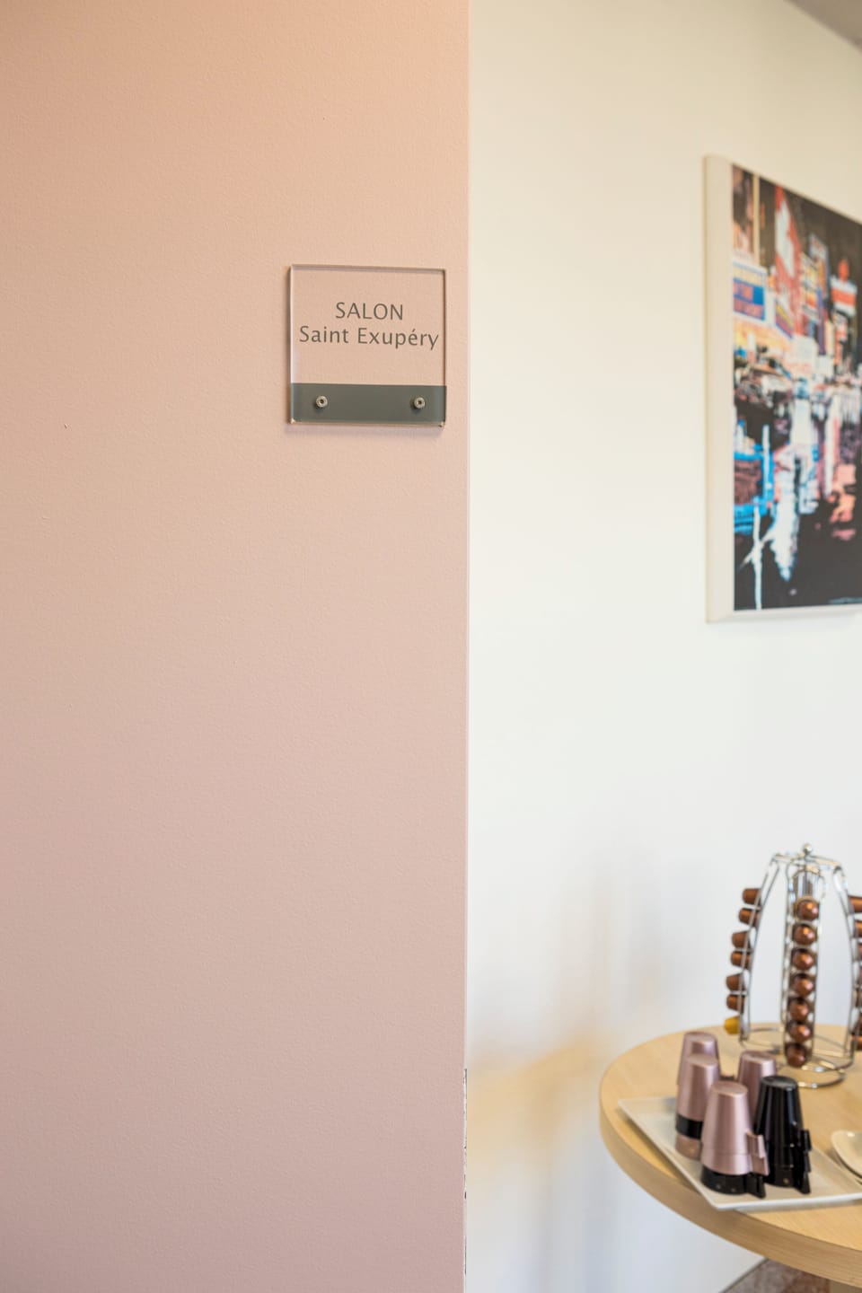 Meeting facility