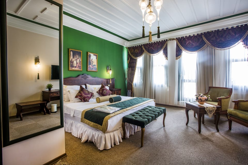 Superior Room, Sea View | Premium bedding, minibar, in-room safe, individually decorated
