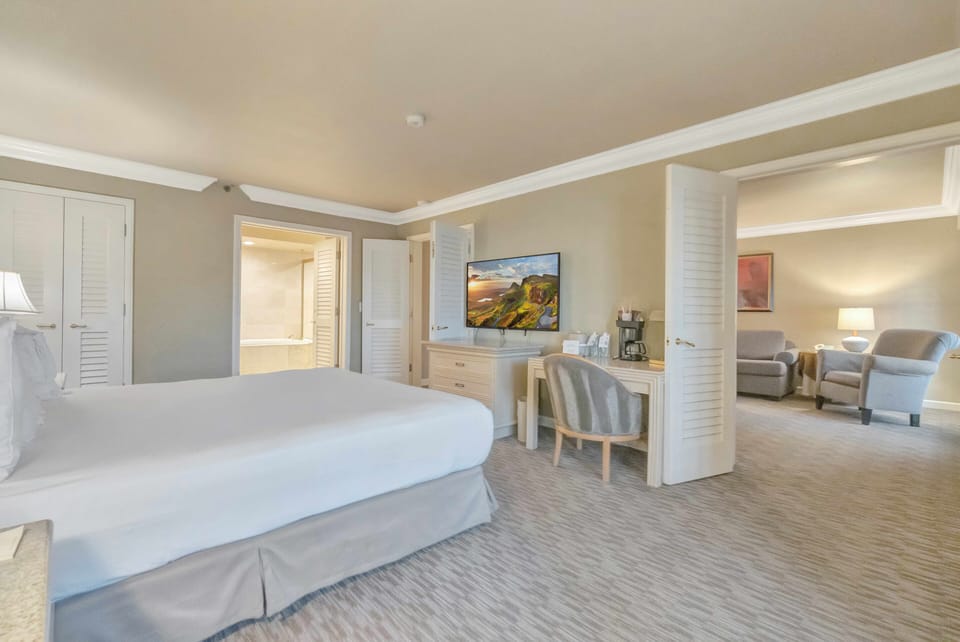 Pillowtop beds, in-room safe, iron/ironing board, rollaway beds