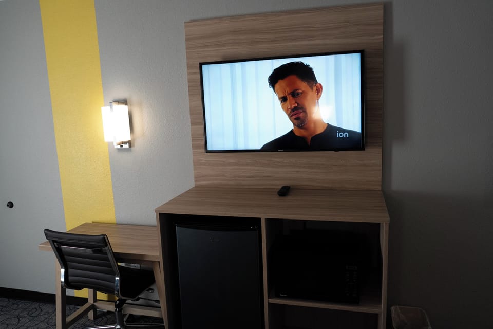 In-room safe, desk, blackout drapes, soundproofing