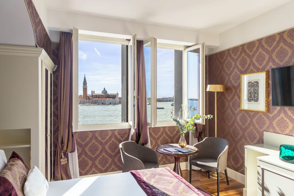 Deluxe Room, Lagoon View | Premium bedding, down comforters, minibar, in-room safe