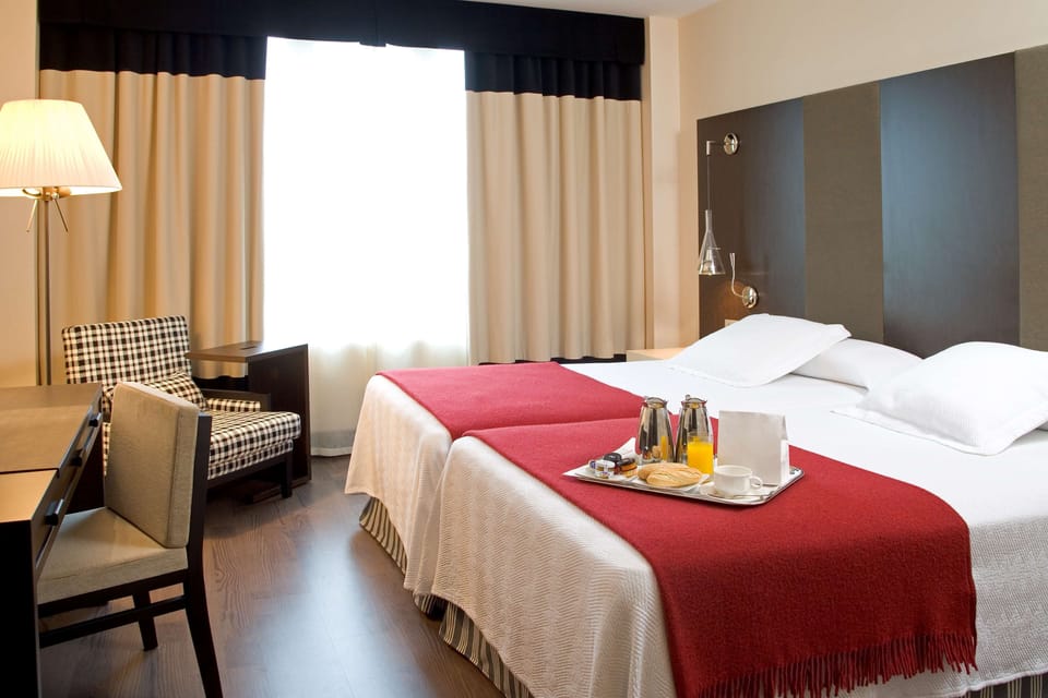 Minibar, in-room safe, desk, soundproofing