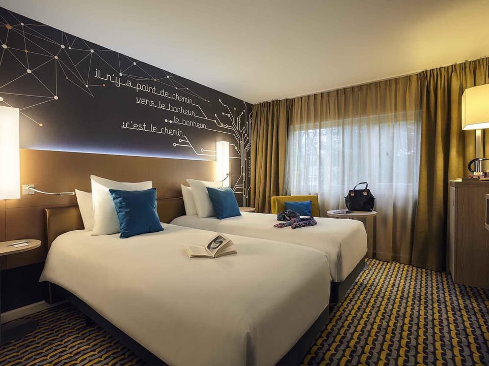 Superior Room, 2 Twin Beds | Premium bedding, in-room safe, desk, blackout drapes
